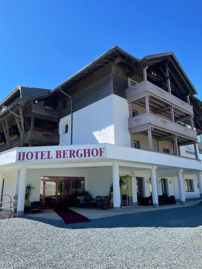 Hotel Berghof Зонненальпе-Насфельд Екстер'єр фото